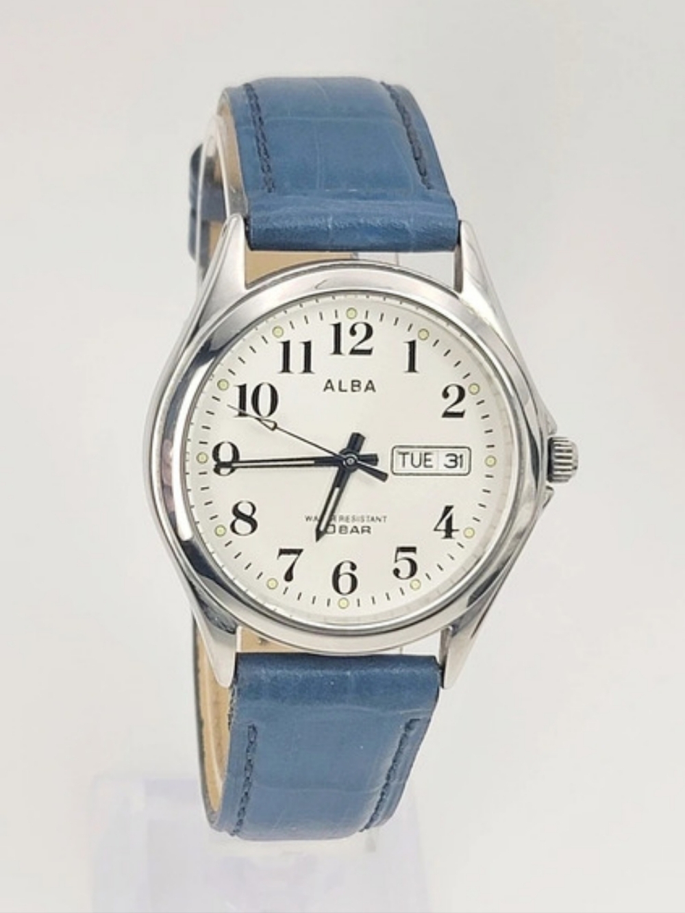 Seiko Alba 7N33-K002 Men's Quartz Watch White Dial Day Date Blue Strap